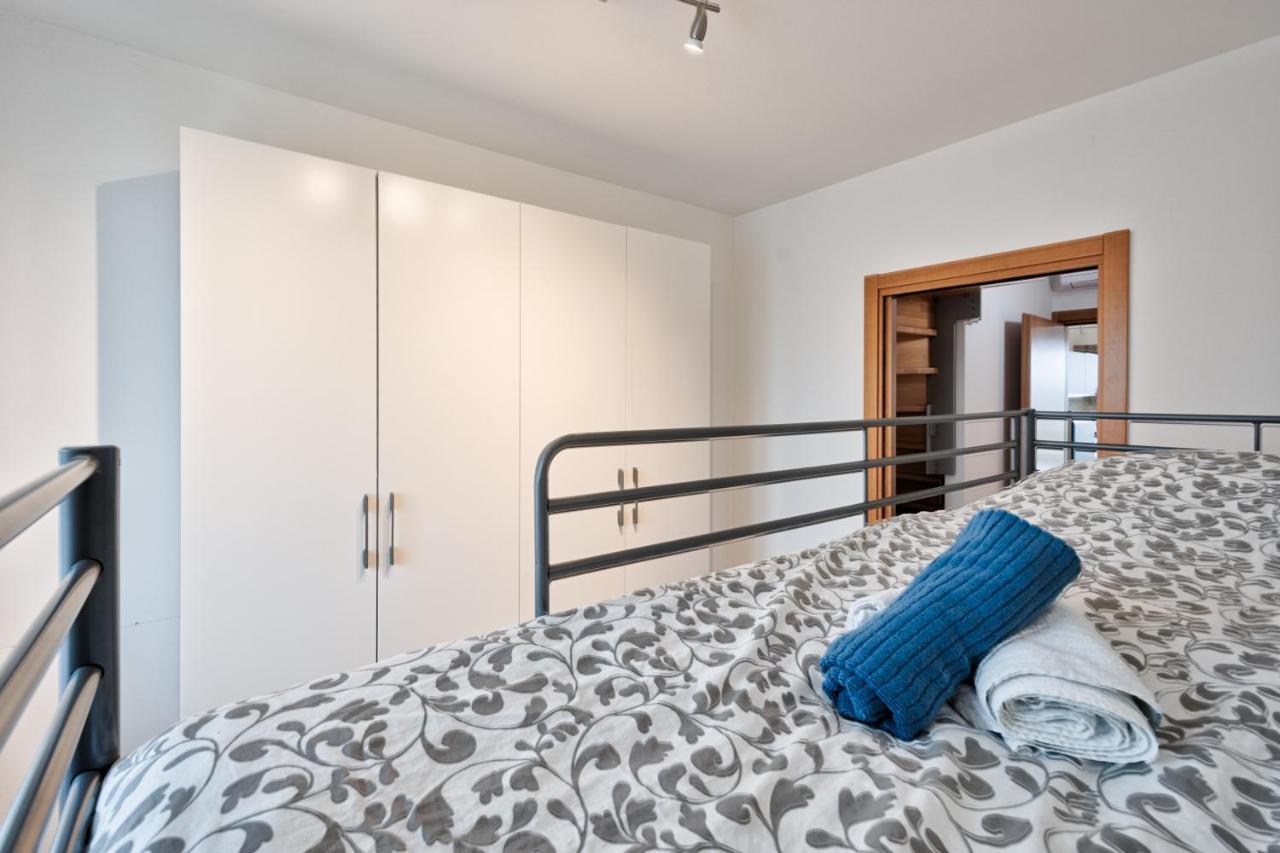 Casa Alessandro Con Piscina Lago Di Garda Salionze Ngoại thất bức ảnh